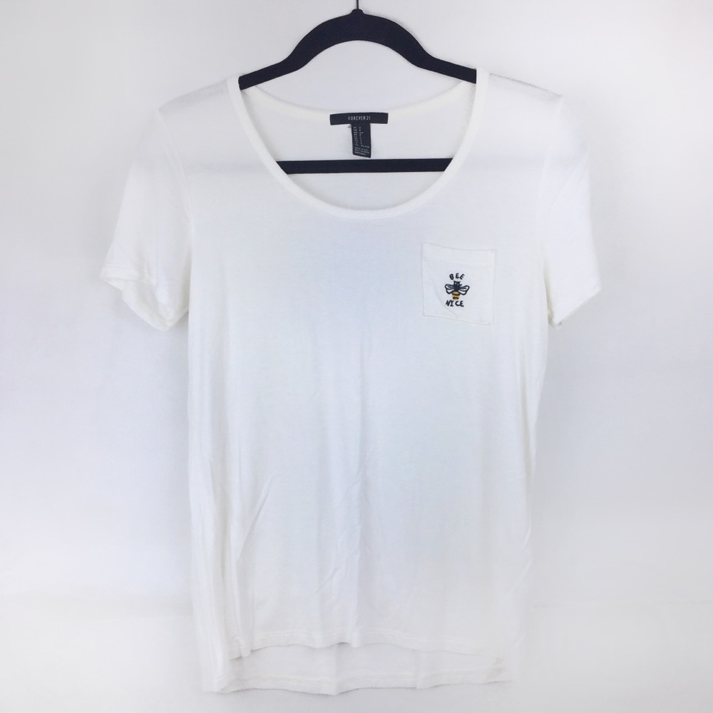 “Bee Nice” T shirt 🐝🐝
